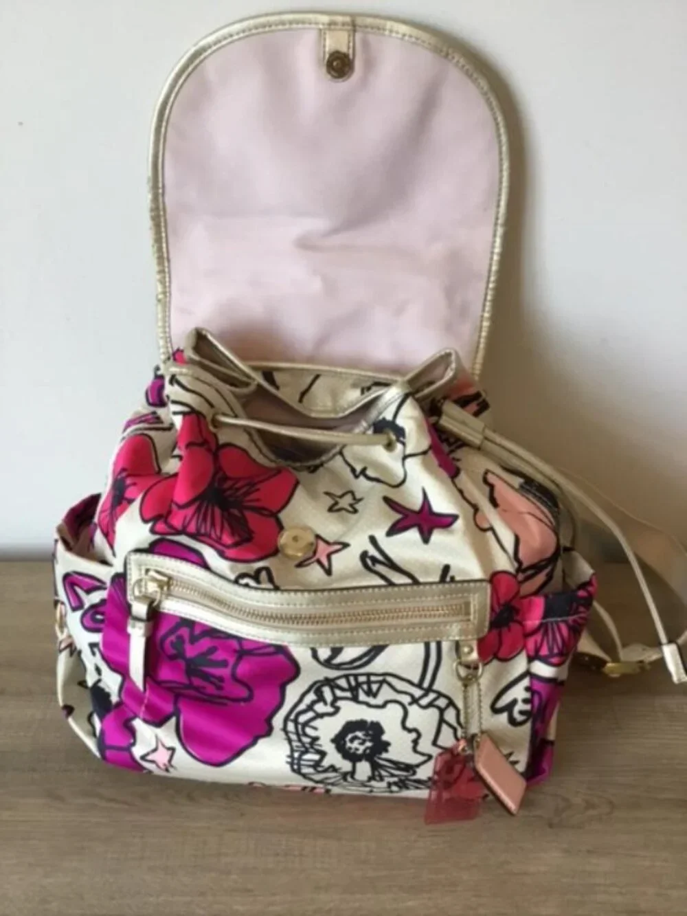 Coach beautiful excellent